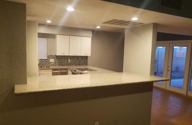 11110 N 82nd Ln Gallery 3