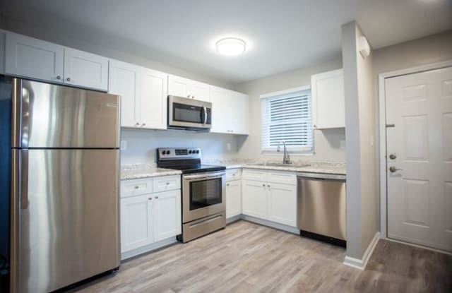 632 North Wendover Road - 632 North Wendover Road, Charlotte, NC 28211