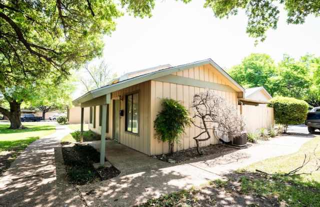 906 Silver Quail Ln - 906 Silver Quail Lane, Austin, TX 78758 906 Silver Quail Ln - 906 Silver Quail Lane, Austin, TX 78758