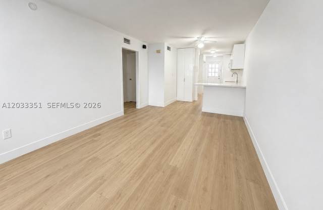 301 Bonaventure Blvd Gallery 2