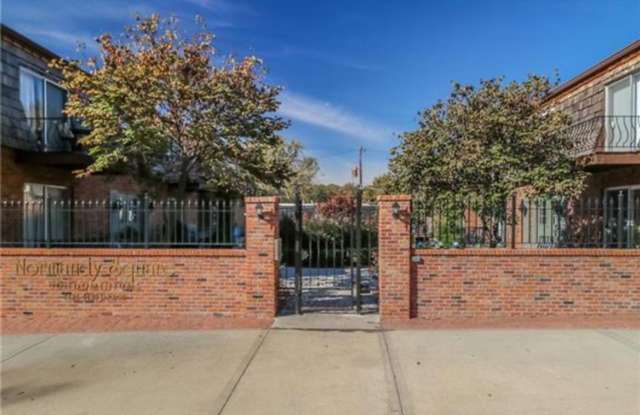 4426 Jarboe Street photos photos