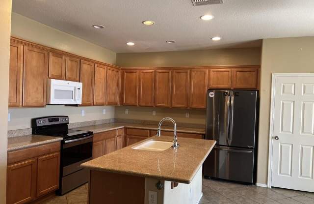 41414 N HUDSON Trail Gallery 4