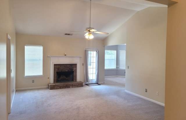 6105 Winston Trce Gallery 2