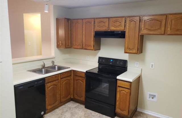 6844 Driffield Circle E Gallery 4