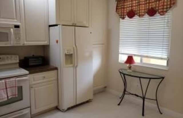 27 HARBOUR ISLE Drive W Gallery 2