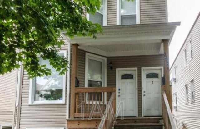 3242 N Ridgeway Ave photos photos