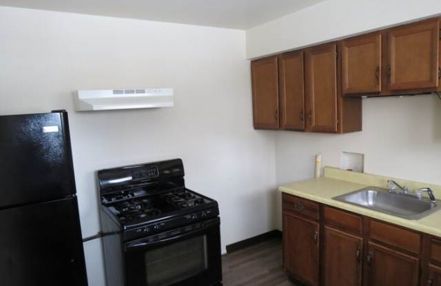 1770 Eastbrook Drive South Gallery 4