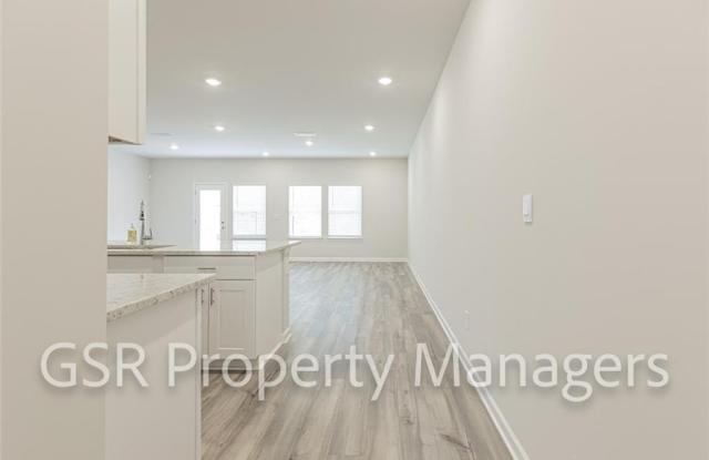 377 Timberland Avenue Gallery 3