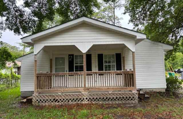 2-Bedroom, 1-Bath House Gallery 3