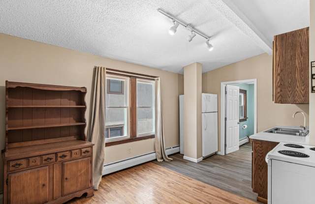3347 Emerson Avenue North - 2 photos photos