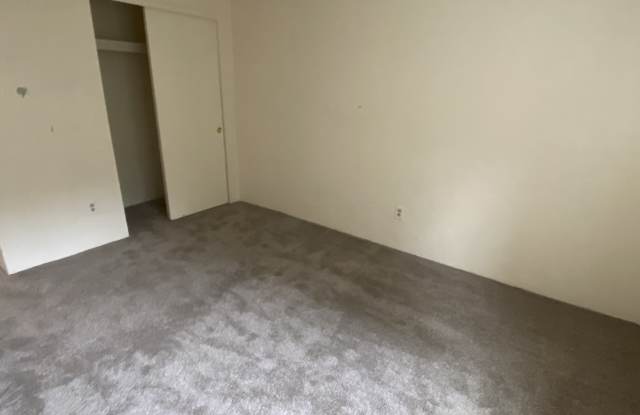 20 Erick Road - 20 Erick Road, Mansfield, MA 02048