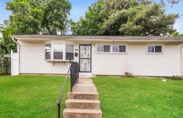 4508 Arizona Avenue photos photos