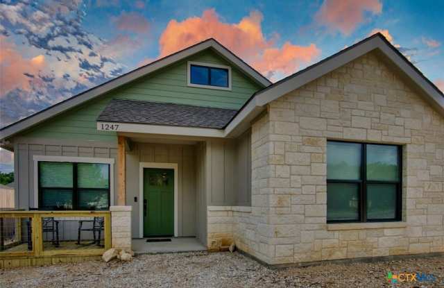 1247 Green Hill Drive photos photos
