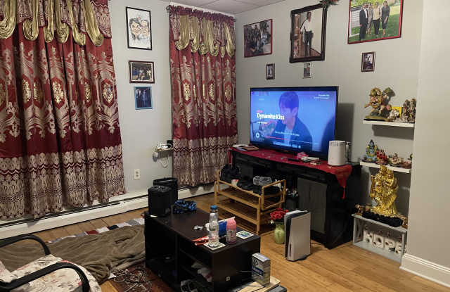 195 Huber Street - 195 Huber Street, Secaucus, NJ 07094