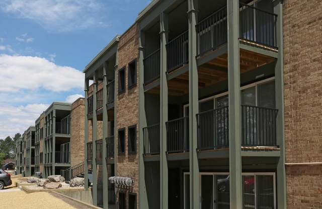 Uptowne Apartments Gallery 2