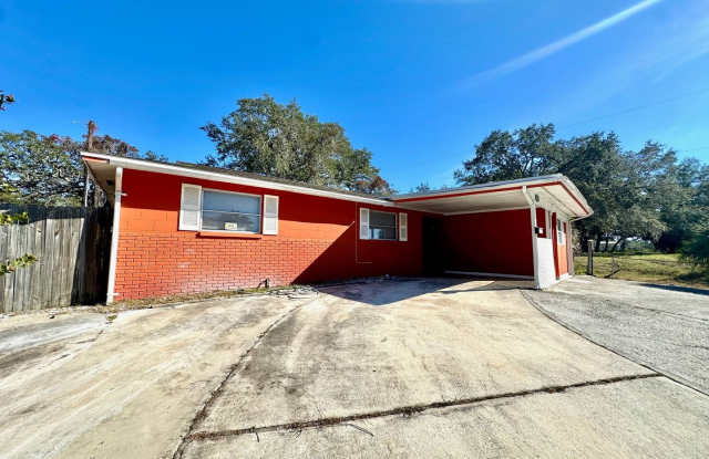 FANTASTIC 3BR/1BA SINGLE FAMILY HOME in RIDGE CREST ACRES SUBDIVISION photos photos