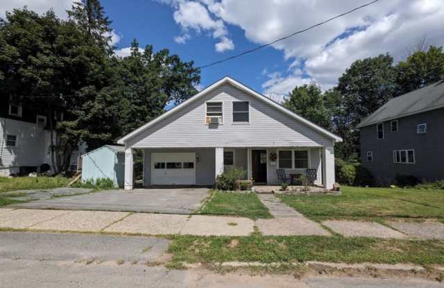 93 Carrier St photos photos
