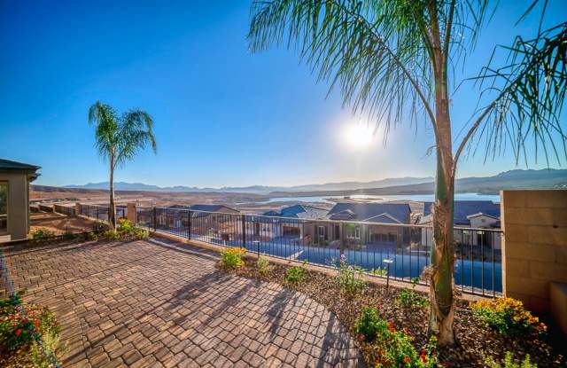 LAKE VIEWS! 55+ COMMUNITY AT DEL WEBB AT LAKE LAS VEGAS - 3 BEDS/2 BATHS/2 GAR Gallery 3
