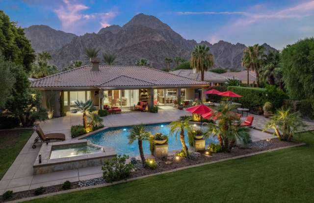 Villa Marbella Getaway w/ Pool & Spa photos photos