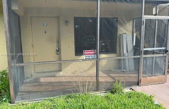 1225 S Flagler Ave photos photos