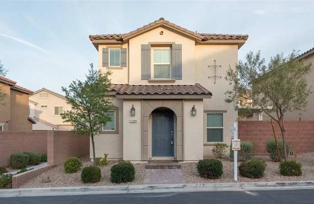 Adorable home in the gated Denali Community in Mountains Edge. photos photos