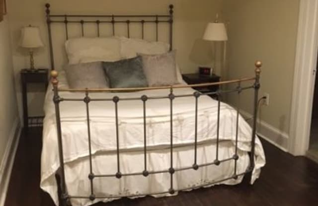 3838 Cathedral Ave Nw - 3838 Cathedral Avenue Northwest, Washington, DC 20016