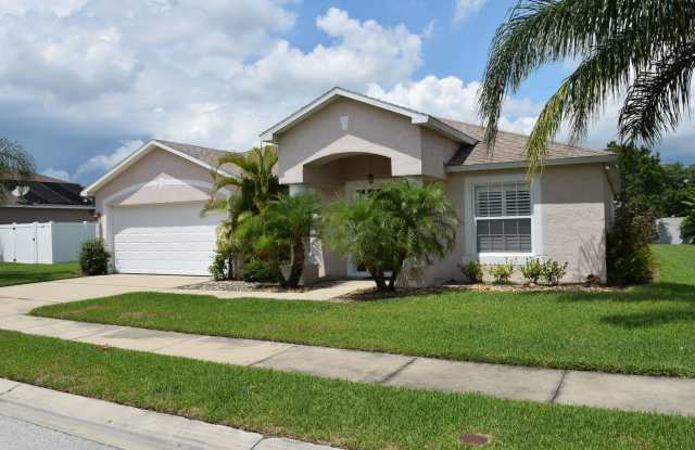Beautiful 3 Bed 2 Bath Ranch Pool Home! Lawn  Pool Care Included! photos photos
