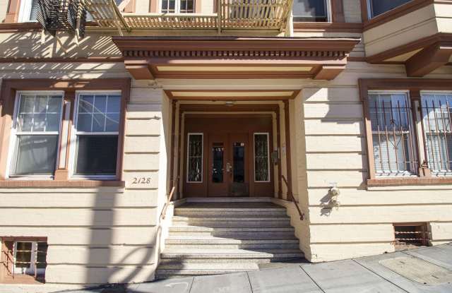 2128 Van Ness Avenue Gallery 2