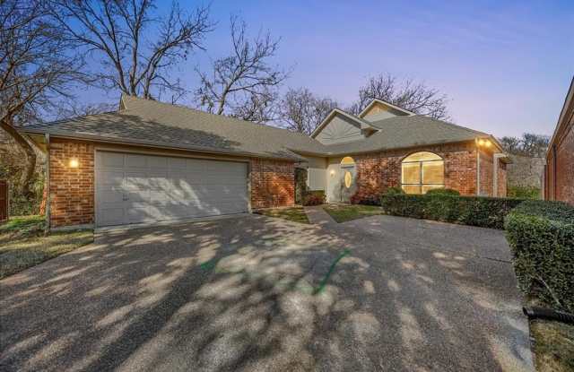 6777 Northcreek Lane Gallery 2