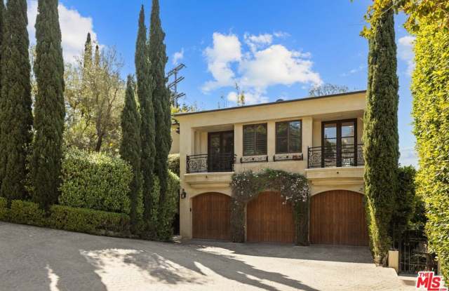 587 Entrada Dr photos photos 587 Entrada Dr photos photos