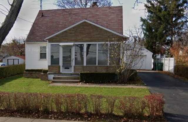 3 Bedroom Home with In-Law Suite Available Near Rochester General photos photos