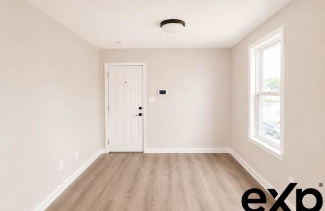 75 Haviland Ave. Gallery 4