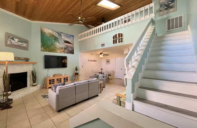 125 Adams Avenue Gallery 2