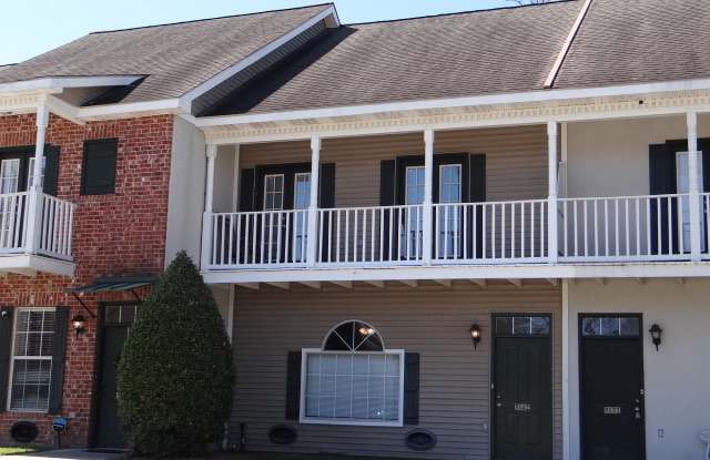 5142 Arlington Ct. Gallery 2