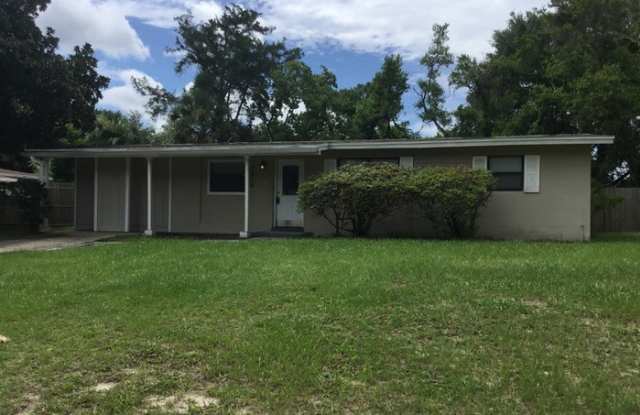 7414 Sandhurst Road South - 7414 S Sandhurst Rd, Jacksonville, FL 32277