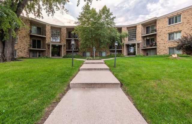 1075 Waterloo Ave photos photos