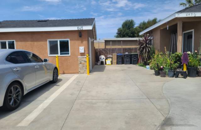 645 E Central Ave - 645 East Central Avenue, Santa Ana, CA 92707