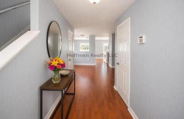 8532 Edgewater Place Boulevard Gallery 3