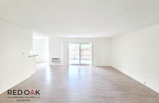 4433 Colbath Ave. Gallery 2
