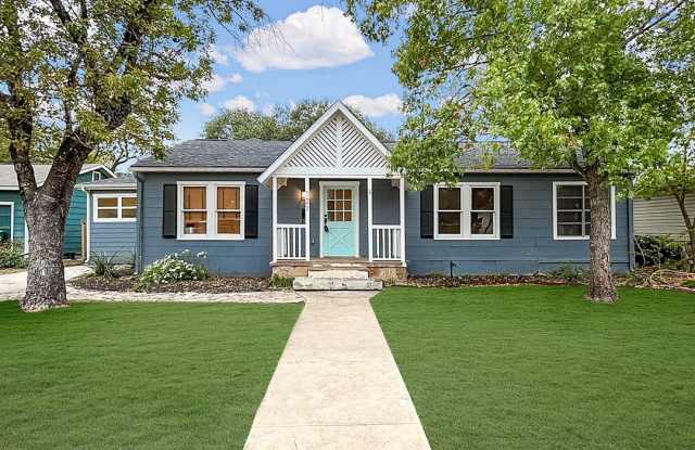 127 Larchmont Drive photos photos