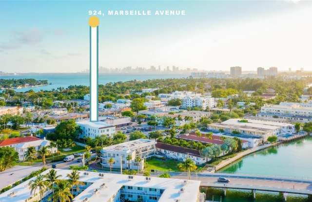 924 Marseille Dr photos photos