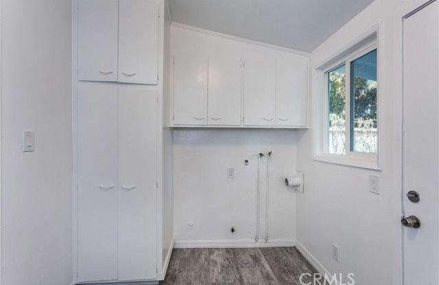 16231 Moorpark Street photos photos