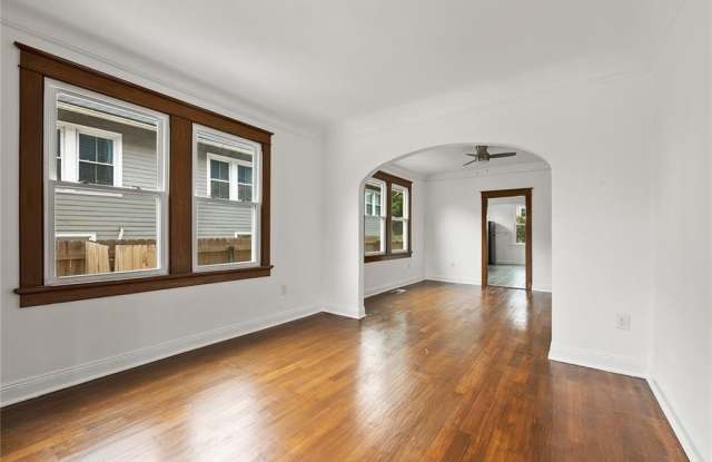 4003 STATE STREET Drive Gallery 2