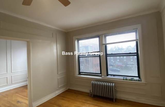 5114 South Blackstone Ave. photos photos