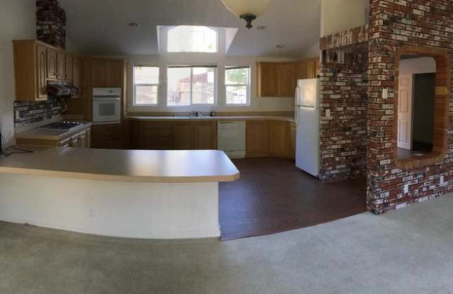 148 Sherwood Dr - 148 Sherwood Drive, Westlake Village, CA 91361