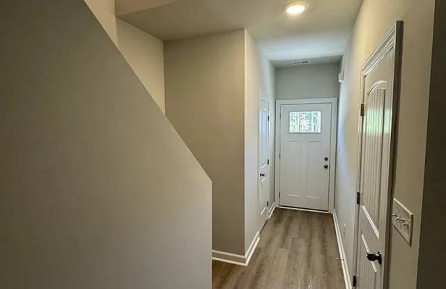 The Colony at Towne Pointe w/Garage  Roomy Newly Built  3 Bedroom 2.5 Baths! Gallery 3