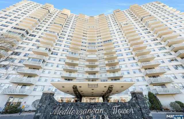 2100 Linwood Avenue 22P photos photos