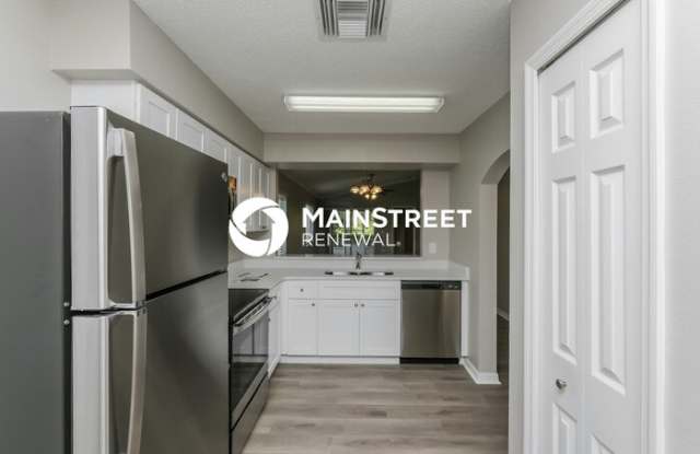 523 Scarlet Maple Court Gallery 4