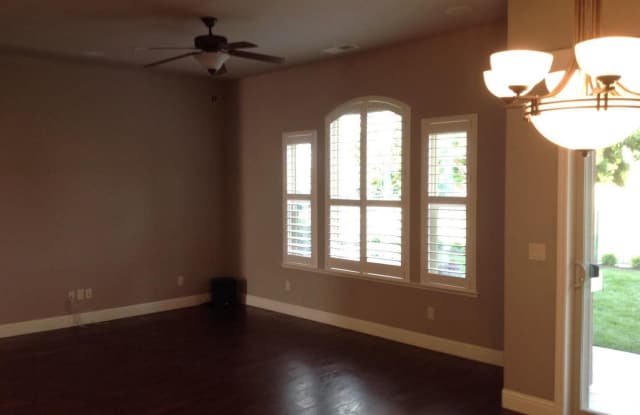 11378 N Via Montessori Gallery 2