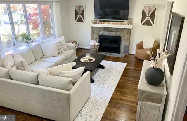 1254 FAUN Road Gallery 2